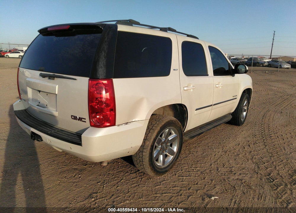 2011 GMC YUKON SLT VIN: 1GKS2CE05BR339661
