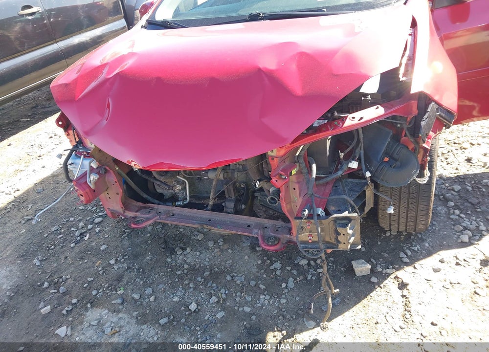 2019 TOYOTA COROLLA LE VIN: 2T1BURHE2KC138214
