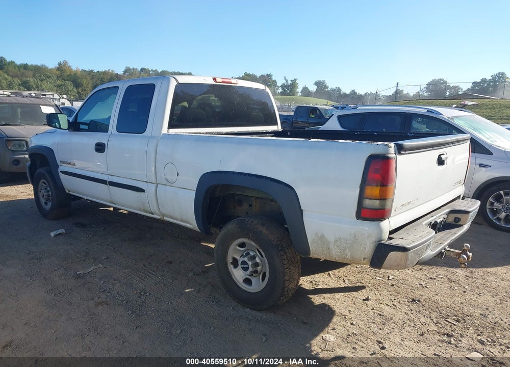 2006 GMC SIERRA 2500HD SL VIN: 1GTHC29UX6E288780