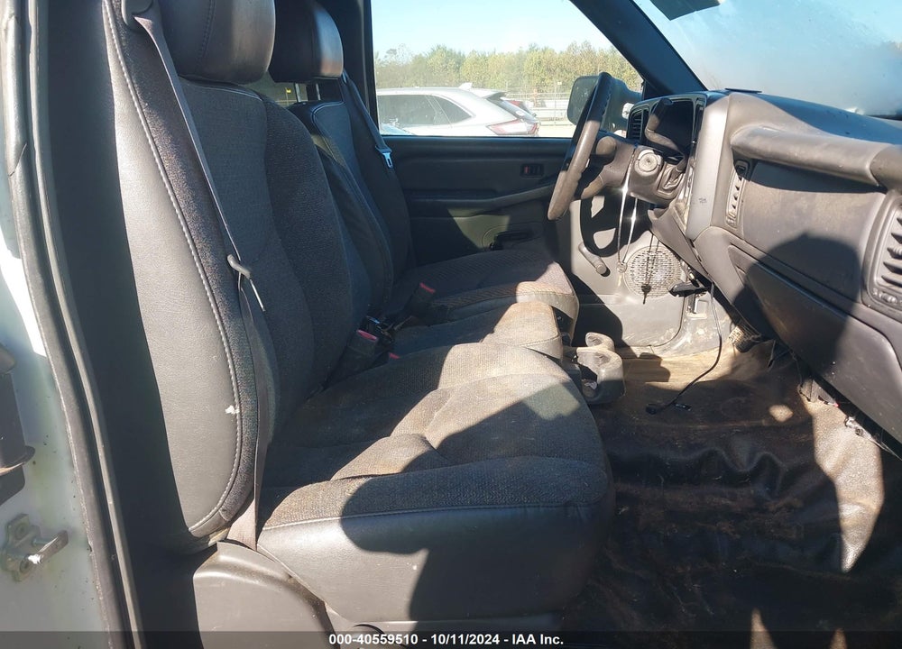 2006 GMC SIERRA 2500HD SL VIN: 1GTHC29UX6E288780