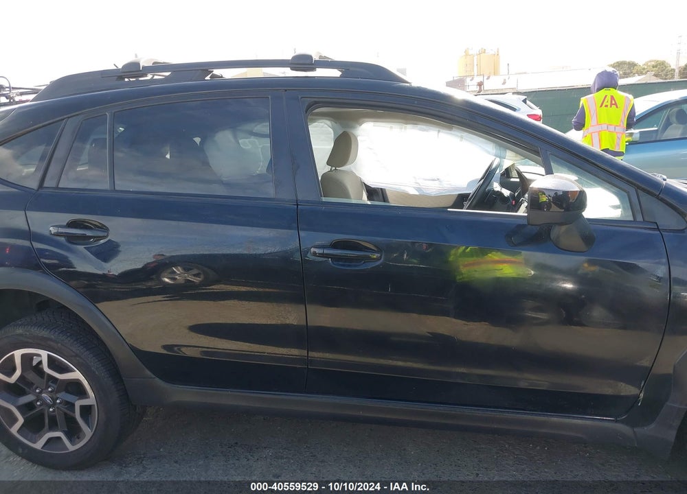 2017 SUBARU CROSSTREK 2.0I PREMIUM VIN: JF2GPABC7H8217518