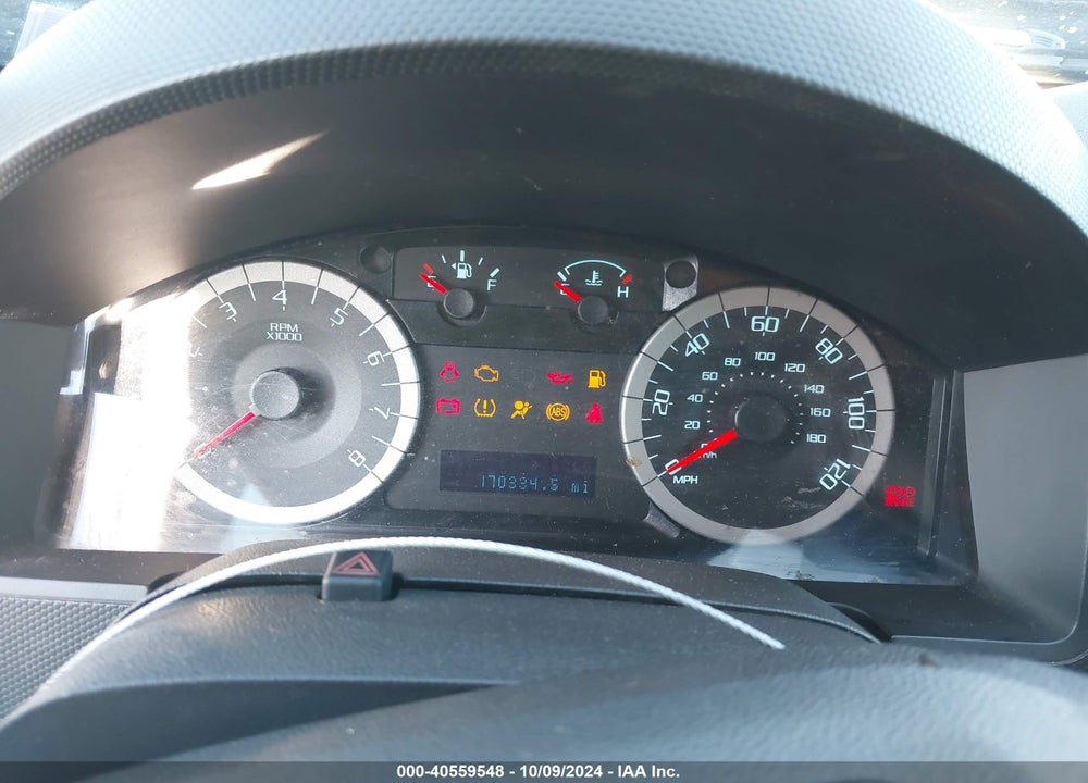 2010 FORD ESCAPE LIMITED VIN: 1FMCU0E7XAKD05076