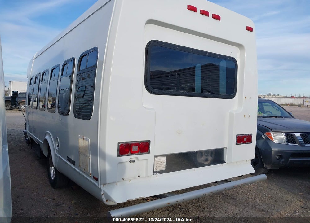 1992 FORD ECONOLINE E350 CUTAWAY VAN VIN: 1FDKE30G9NHB53117