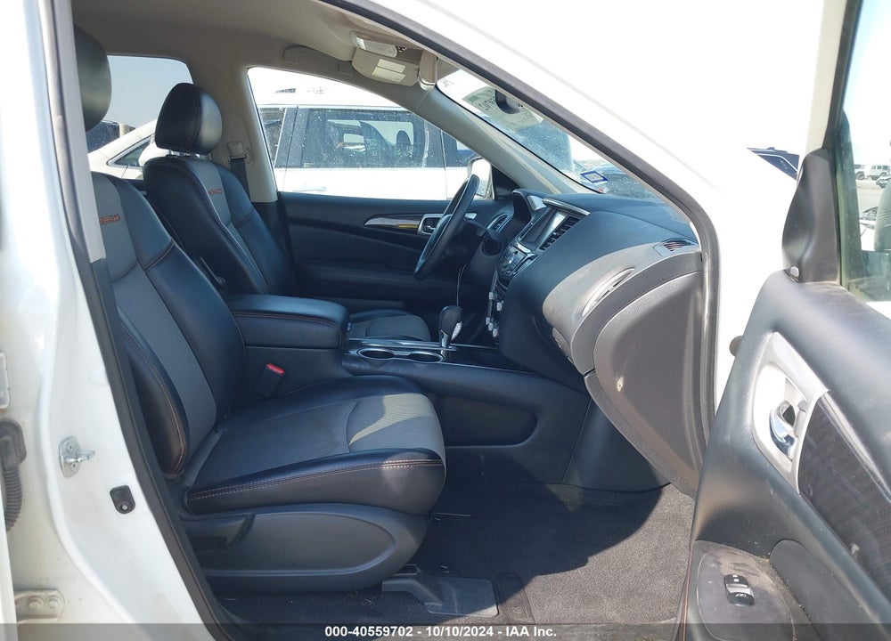 2020 NISSAN PATHFINDER SV 2WD VIN: 5N1DR2BN1LC598898
