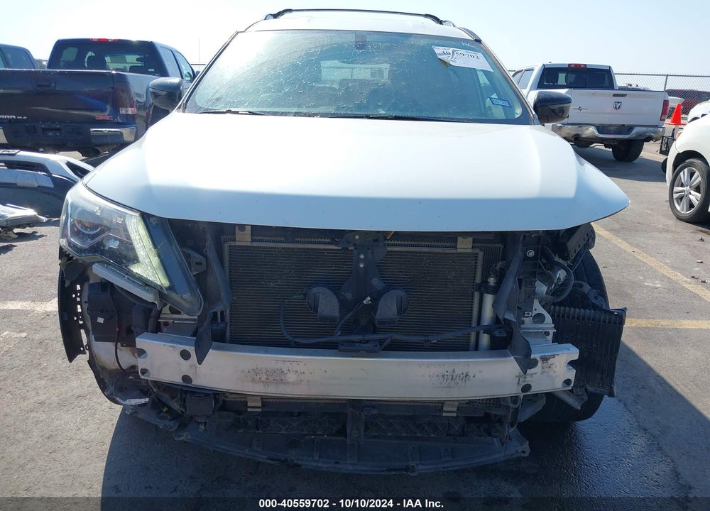 2020 NISSAN PATHFINDER SV 2WD VIN: 5N1DR2BN1LC598898