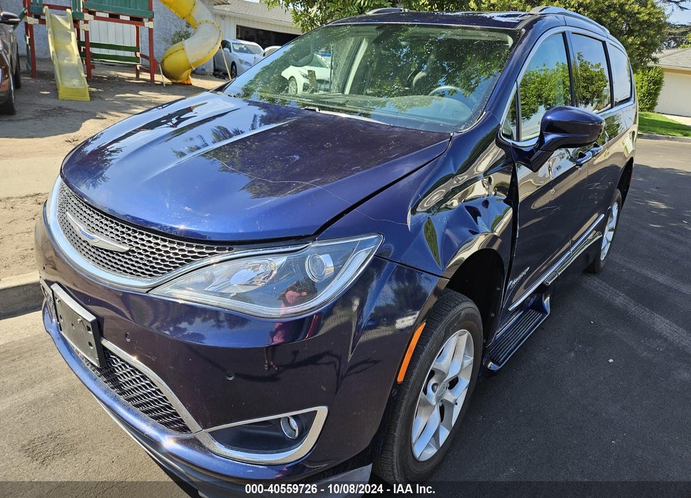 2018 CHRYSLER PACIFICA TOURING L VIN: 2C4RC1BG2JR321009