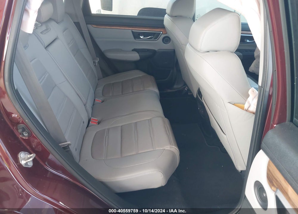 2018 HONDA CR-V TOURING VIN: 7FARW1H91JE043848