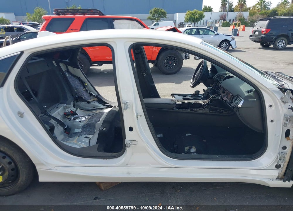 2018 HONDA ACCORD SPORT VIN: 1HGCV1F3XJA141158