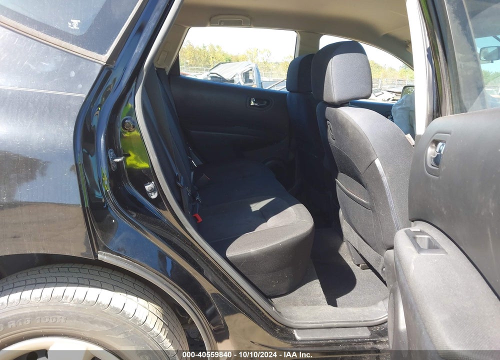 2015 NISSAN ROGUE SELECT S VIN: JN8AS5MT9FW673489