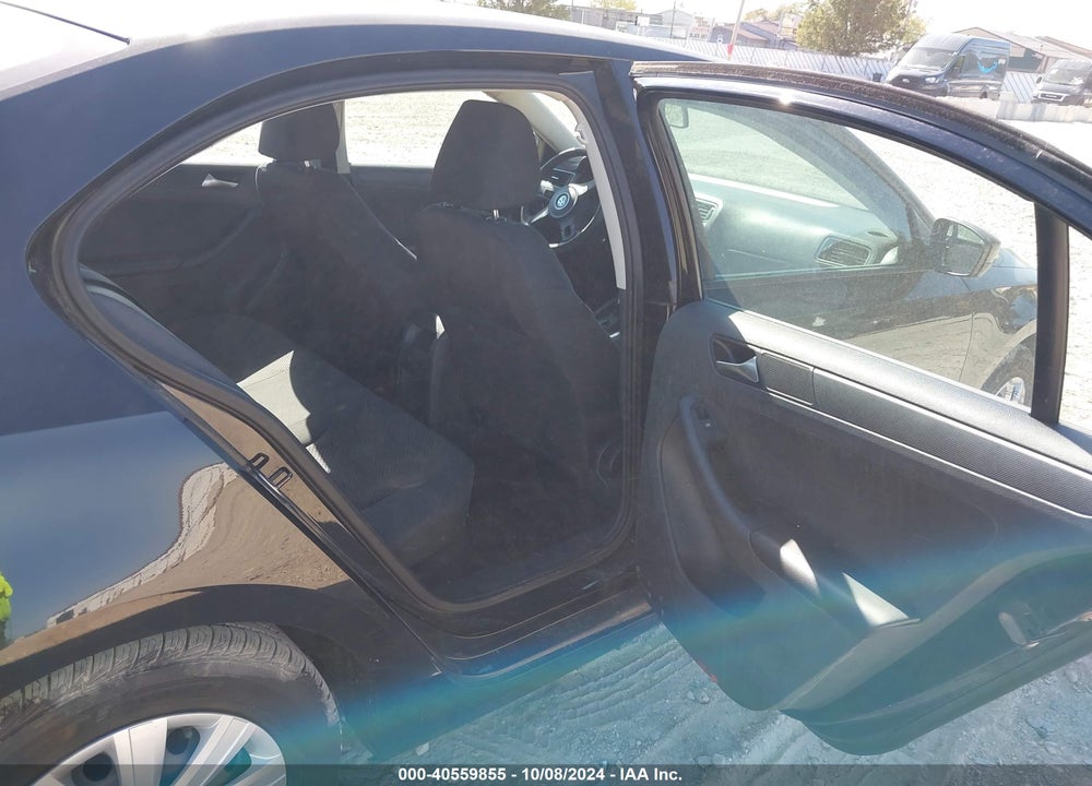 2014 VOLKSWAGEN JETTA 2.0L S VIN: 3VW2K7AJ9EM319580