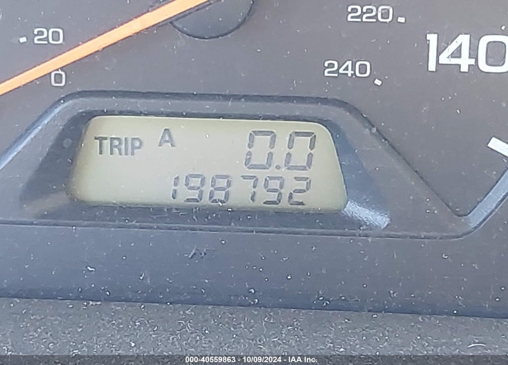 2002 HONDA ACCORD 2.3 EX/2.3 SE VIN: 1HGCG66802A078883