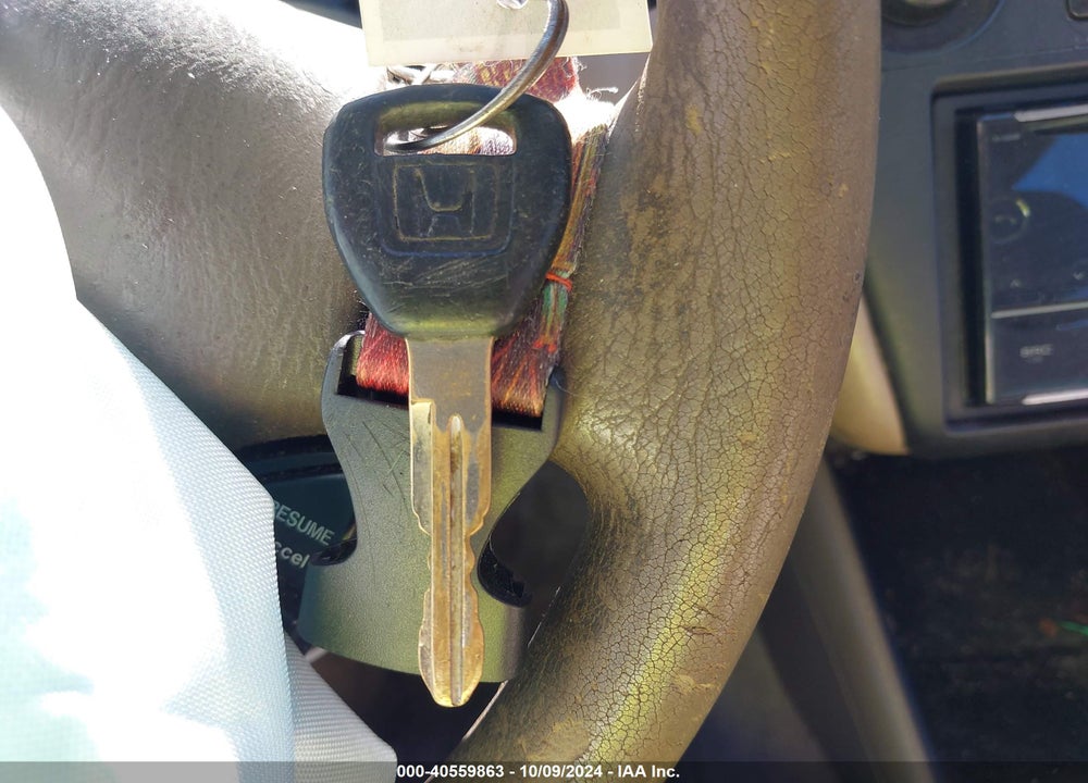 2002 HONDA ACCORD 2.3 EX/2.3 SE VIN: 1HGCG66802A078883
