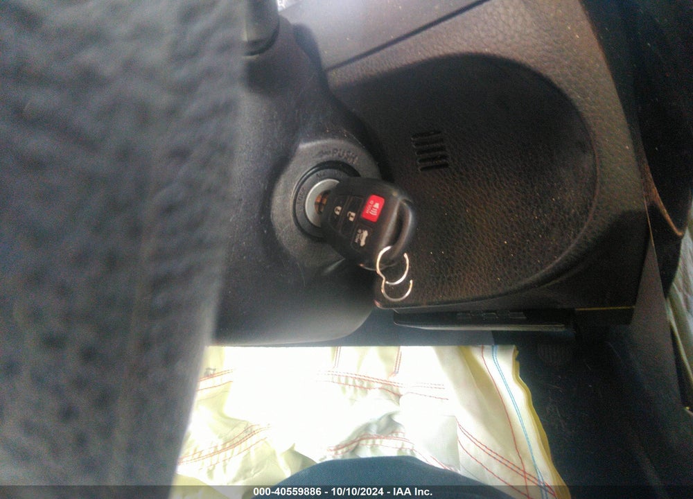 2019 TOYOTA COROLLA LE VIN: 2T1BURHE5KC191005