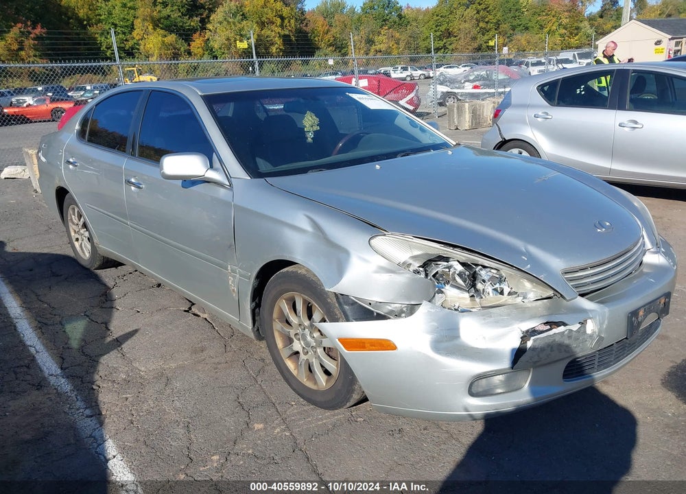 2004 LEXUS ES 330 VIN: JTHBA30G440021118