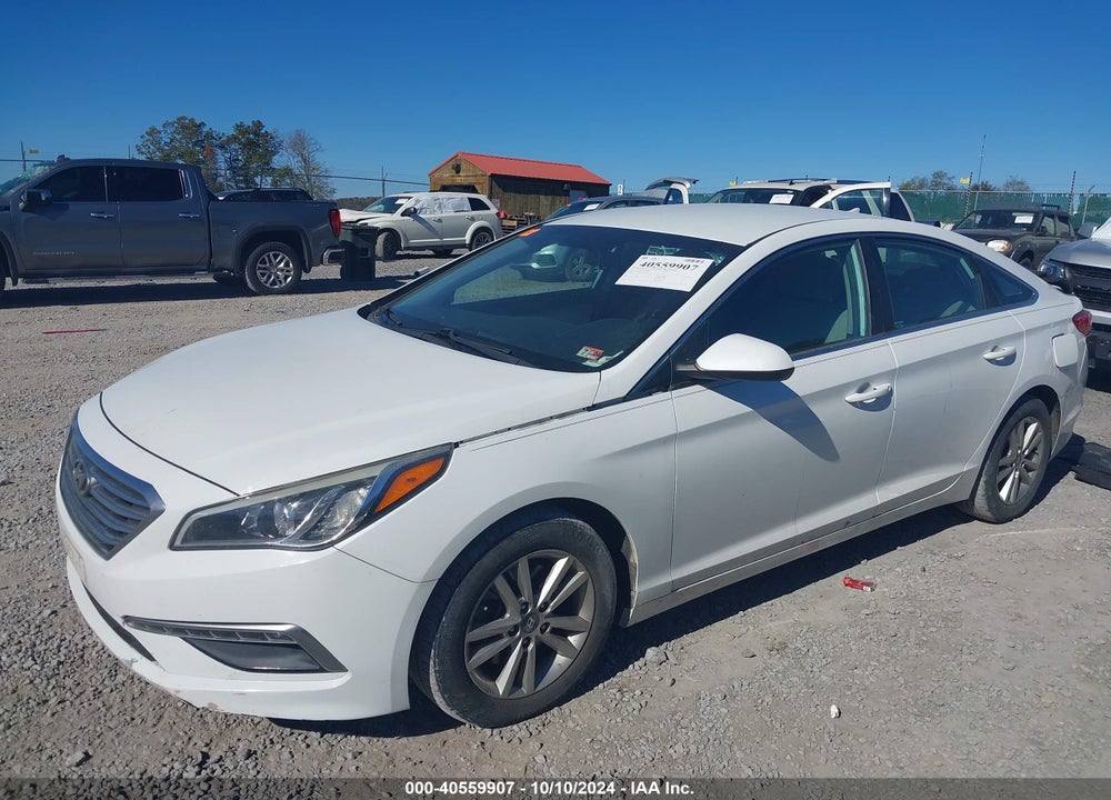 2015 HYUNDAI SONATA SE VIN: 5NPE24AF6FH182261