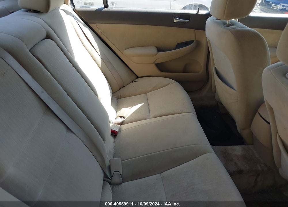 2005 HONDA ACCORD 2.4 LX VIN: 1HGCM56445A151225