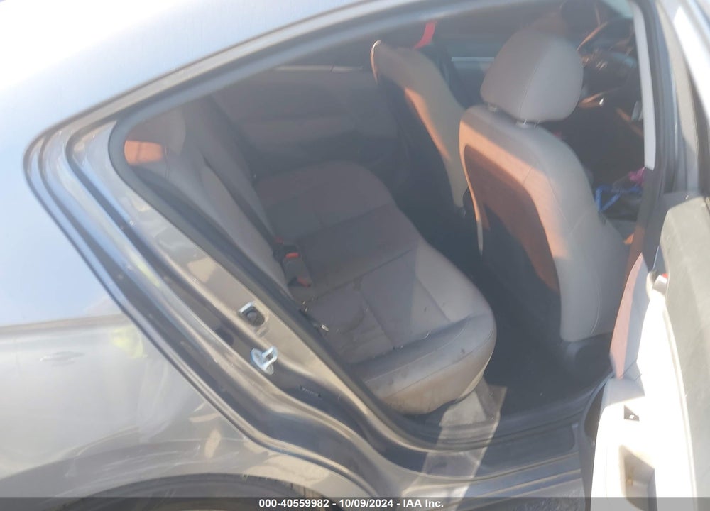 2019 HYUNDAI ELANTRA SEL VIN: 5NPD84LF1KH432264