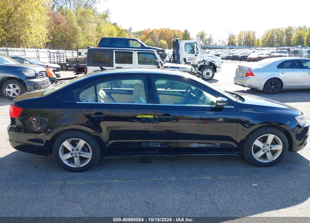 2014 VOLKSWAGEN JETTA 2.0L TDI VIN: 3VW3L7AJ5EM386260