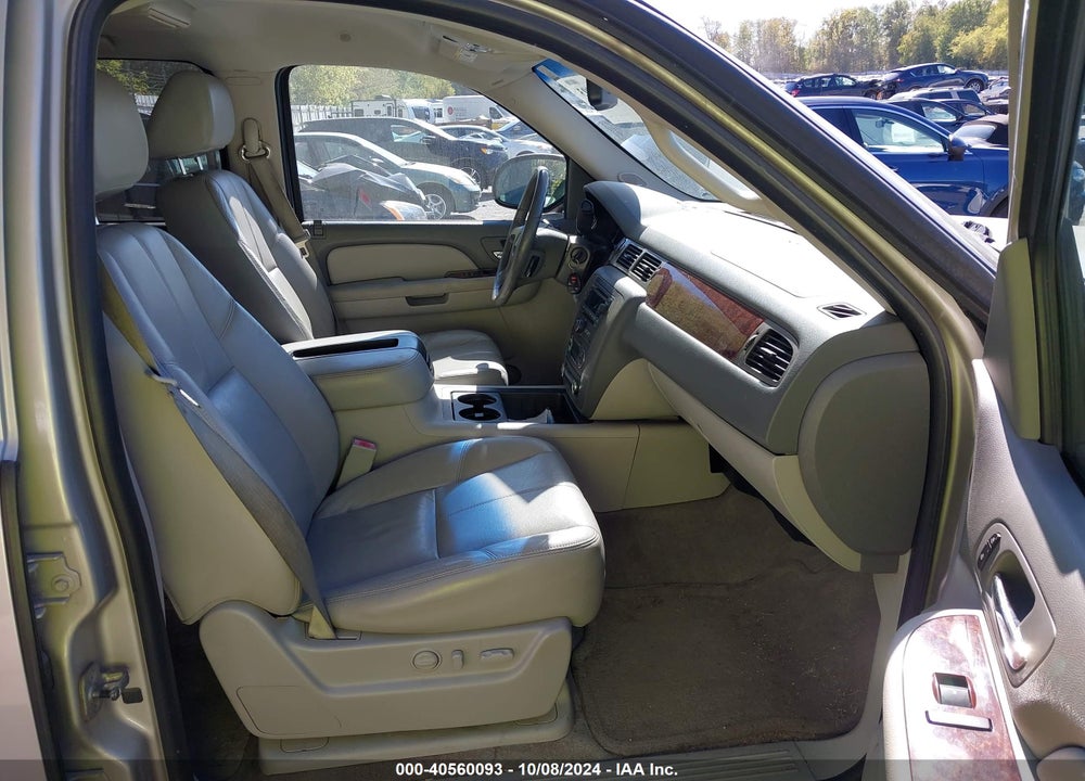 2009 GMC YUKON XL 1500 SLT2 VIN: 1GKFK36349R224537