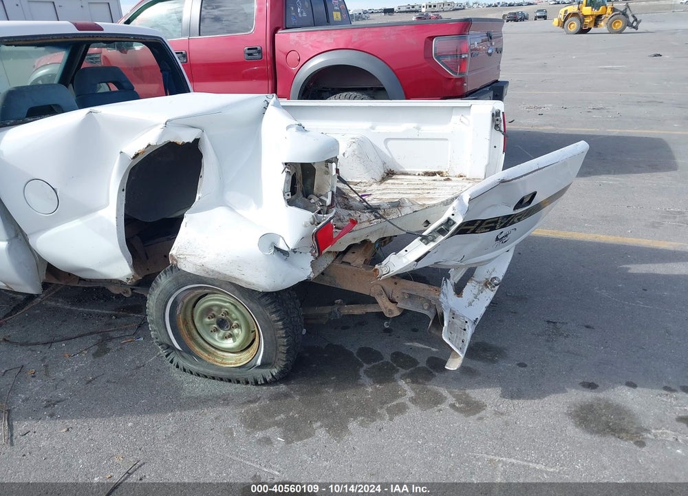 1994 CHEVROLET S TRUCK S10 VIN: 1GCCS1446R8122788