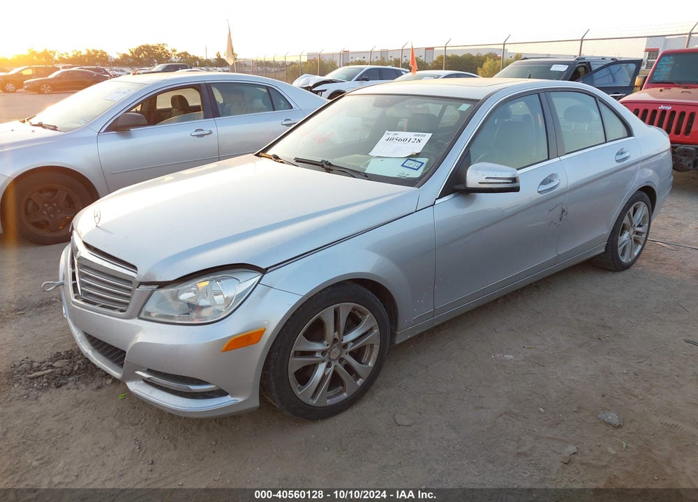 2013 MERCEDES-BENZ C 250 LUXURY/SPORT VIN: WDDGF4HB7DR262079
