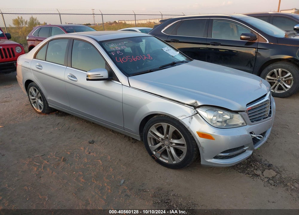 2013 MERCEDES-BENZ C 250 LUXURY/SPORT VIN: WDDGF4HB7DR262079