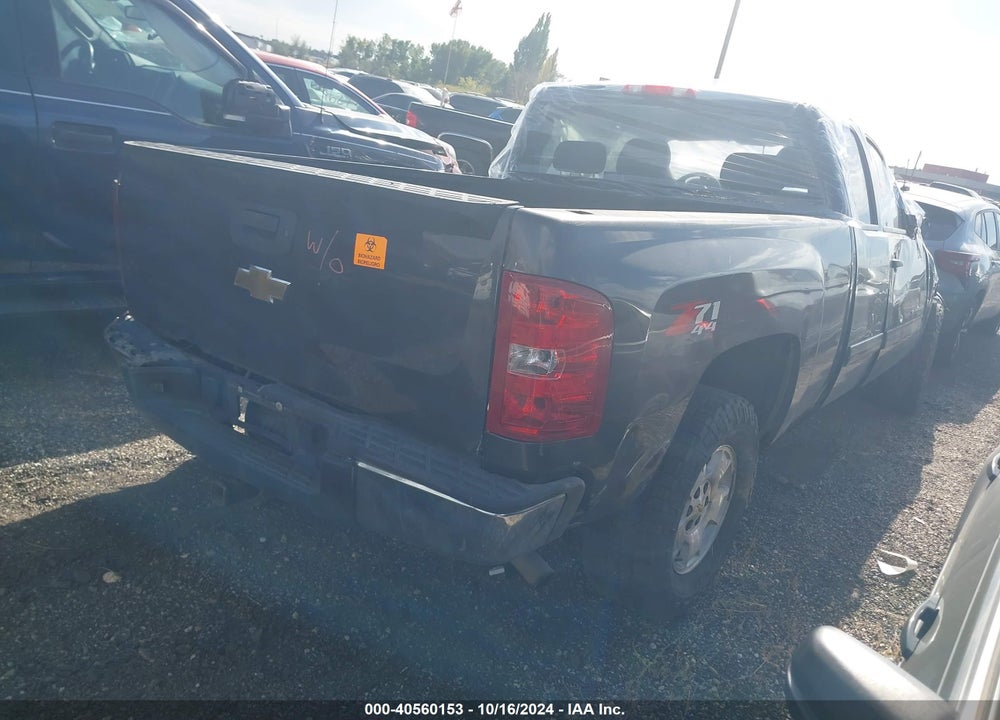 2011 CHEVROLET SILVERADO 1500 LT VIN: 1GCRKSE33BZ347997