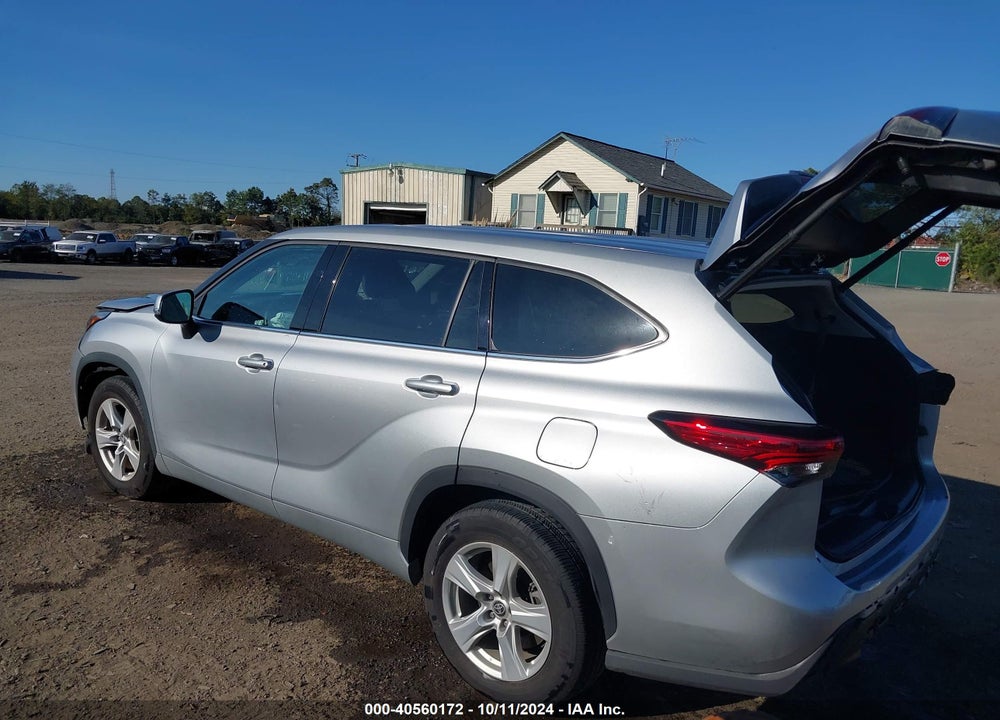 2022 TOYOTA HIGHLANDER LE VIN: 5TDZZRAH7NS112031