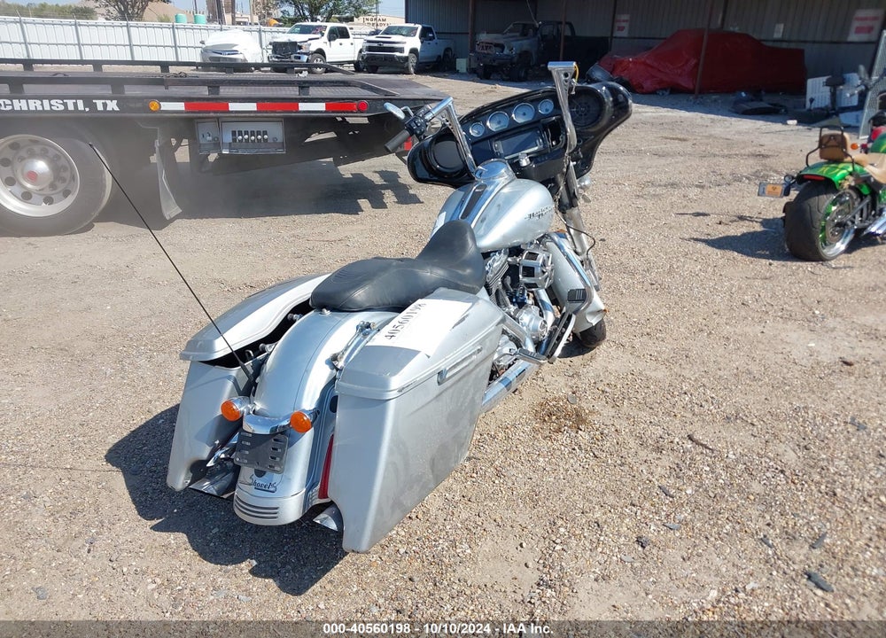 2015 HARLEY-DAVIDSON FLHXS STREET GLIDE SPECIAL VIN: 1HD1KRM12FB629521