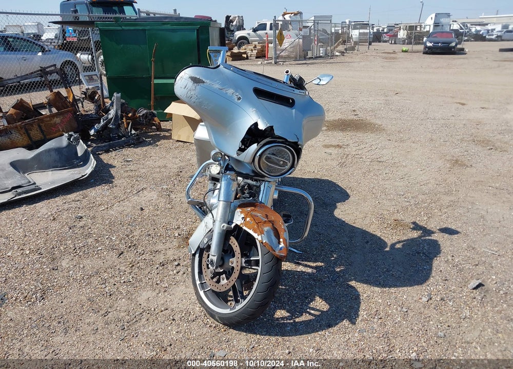 2015 HARLEY-DAVIDSON FLHXS STREET GLIDE SPECIAL VIN: 1HD1KRM12FB629521