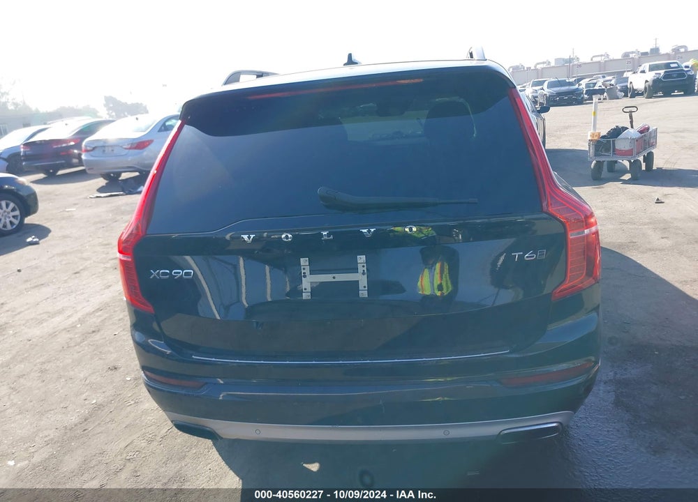 2017 VOLVO XC90 T6 MOMENTUM VIN: YV4A22PK0H1187177