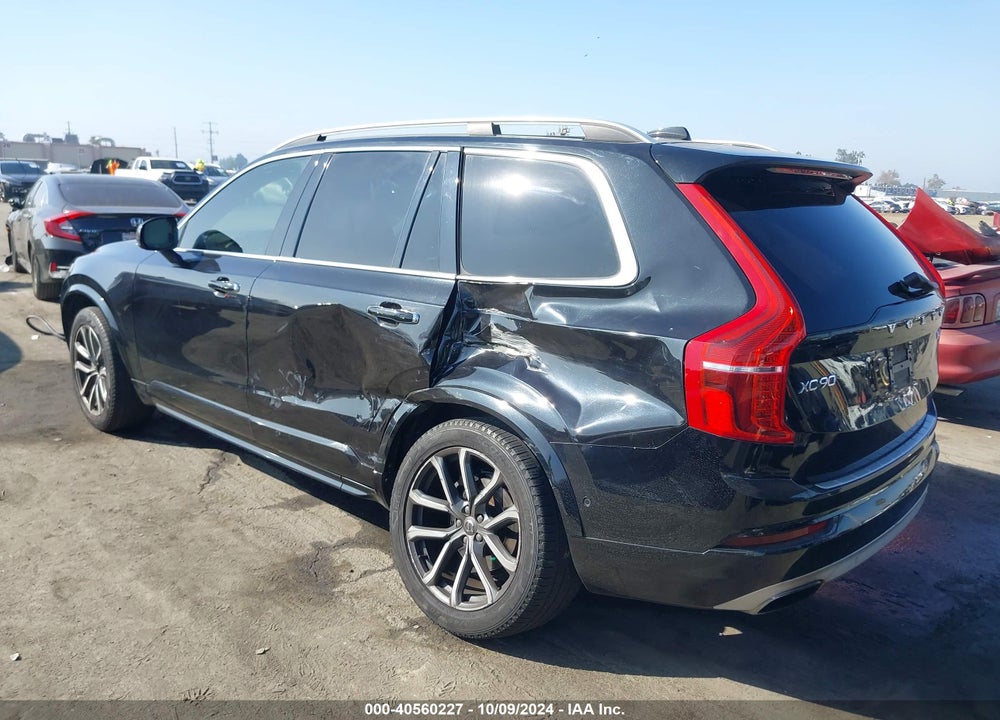 2017 VOLVO XC90 T6 MOMENTUM VIN: YV4A22PK0H1187177