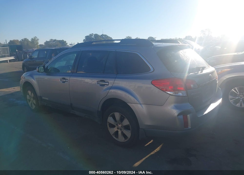 2010 SUBARU OUTBACK 2.5I PREMIUM VIN: 4S4BRCCC7A3340263