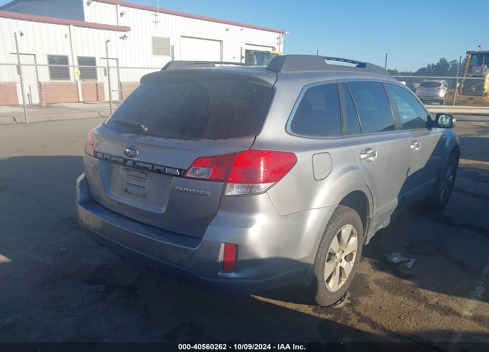 2010 SUBARU OUTBACK 2.5I PREMIUM VIN: 4S4BRCCC7A3340263