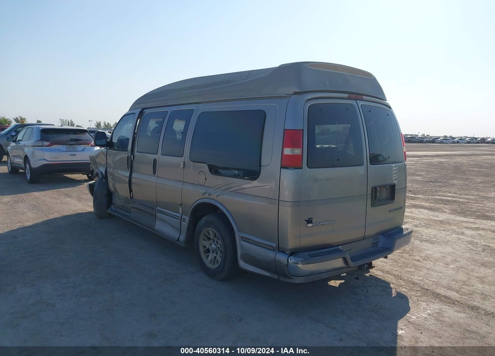 2003 CHEVROLET EXPRESS UPFITTER VIN: 1GBFG15T331235879