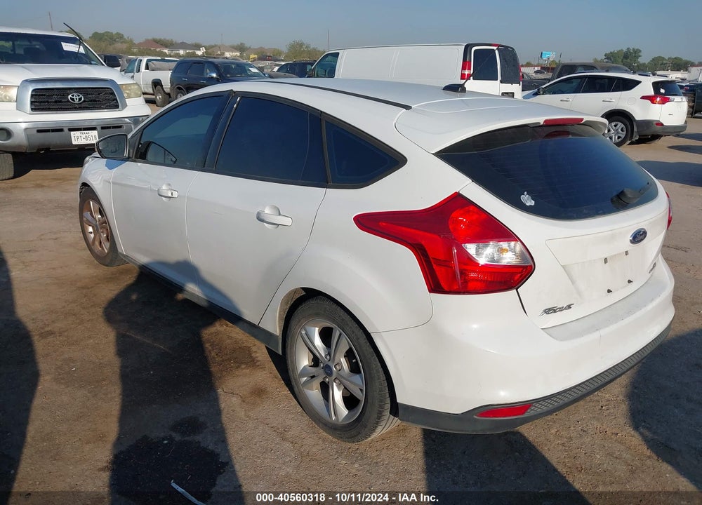 2014 FORD FOCUS SE VIN: 1FADP3K29EL383154