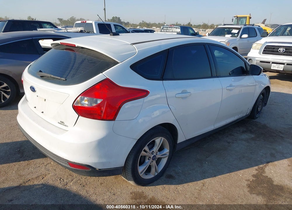 2014 FORD FOCUS SE VIN: 1FADP3K29EL383154