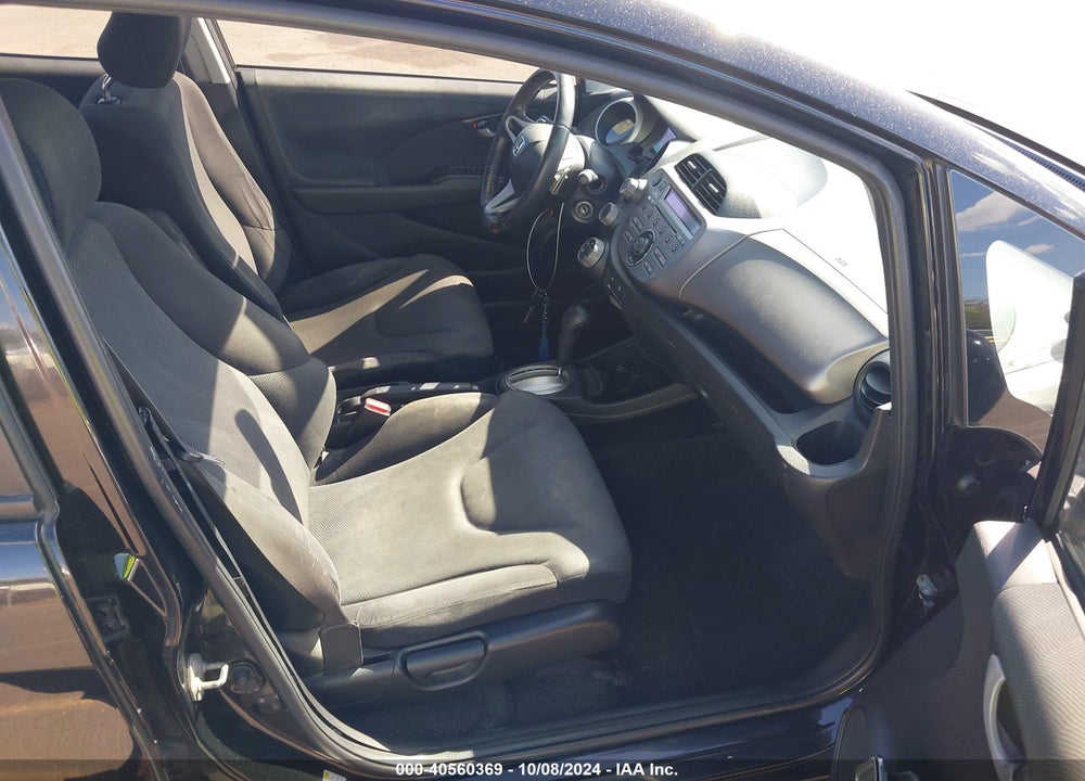 2010 HONDA FIT SPORT VIN: JHMGE8H40AC034427