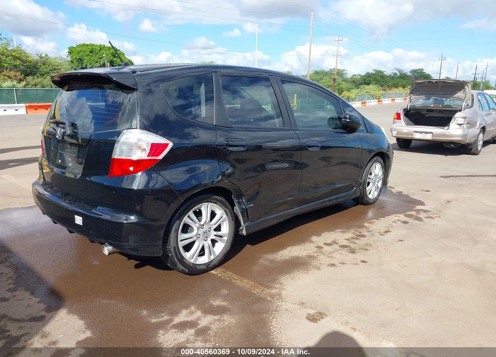 2010 HONDA FIT SPORT VIN: JHMGE8H40AC034427