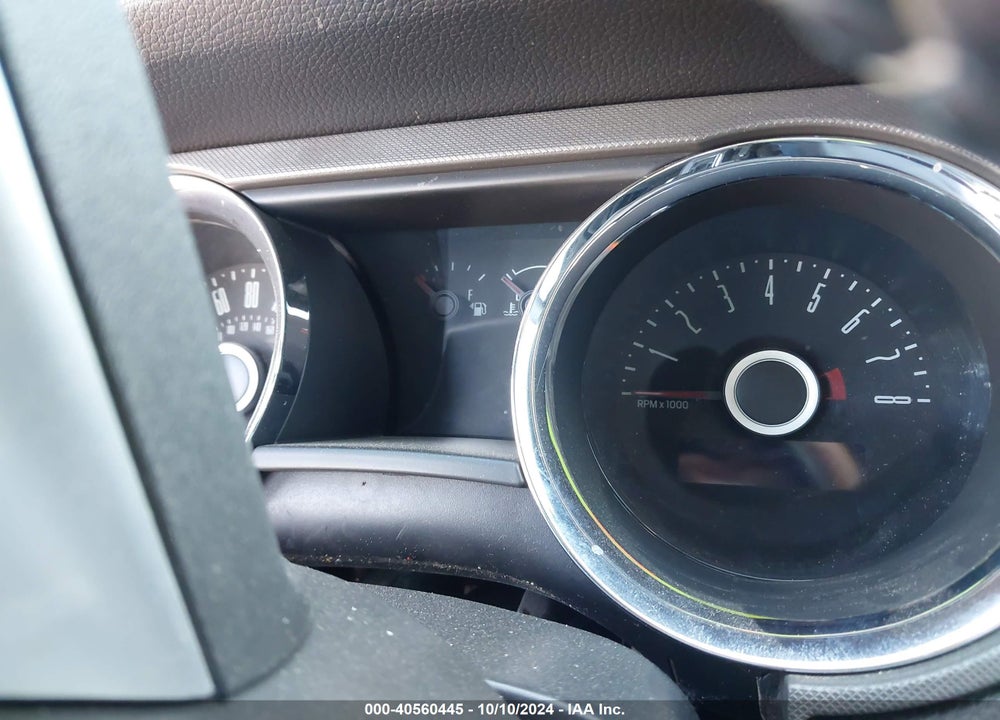 2014 FORD MUSTANG V6 VIN: 1ZVBP8AM3E5277821