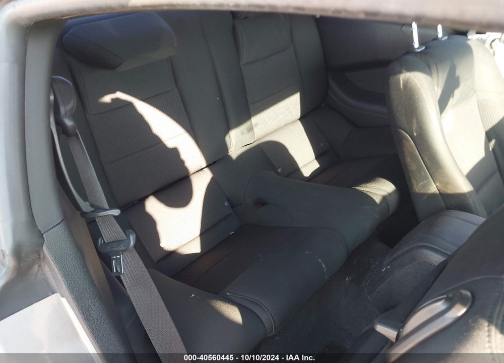 2014 FORD MUSTANG V6 VIN: 1ZVBP8AM3E5277821