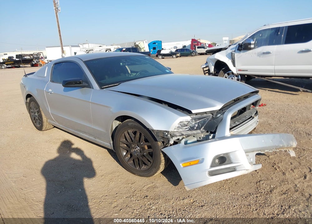2014 FORD MUSTANG V6 VIN: 1ZVBP8AM3E5277821
