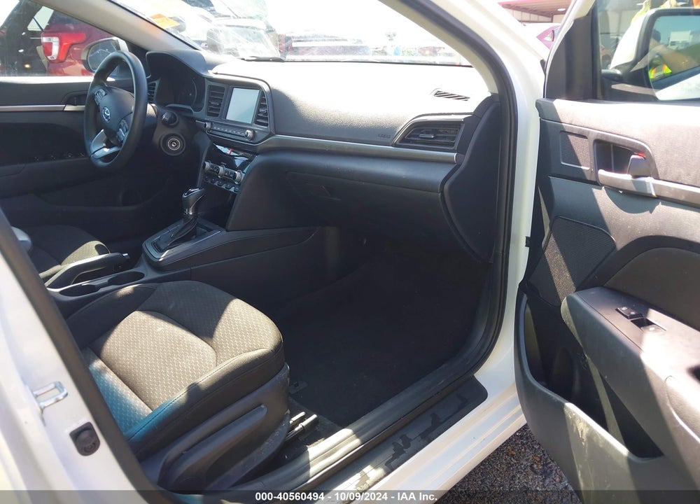 2020 HYUNDAI ELANTRA SEL VIN: 5NPD84LF3LH582250