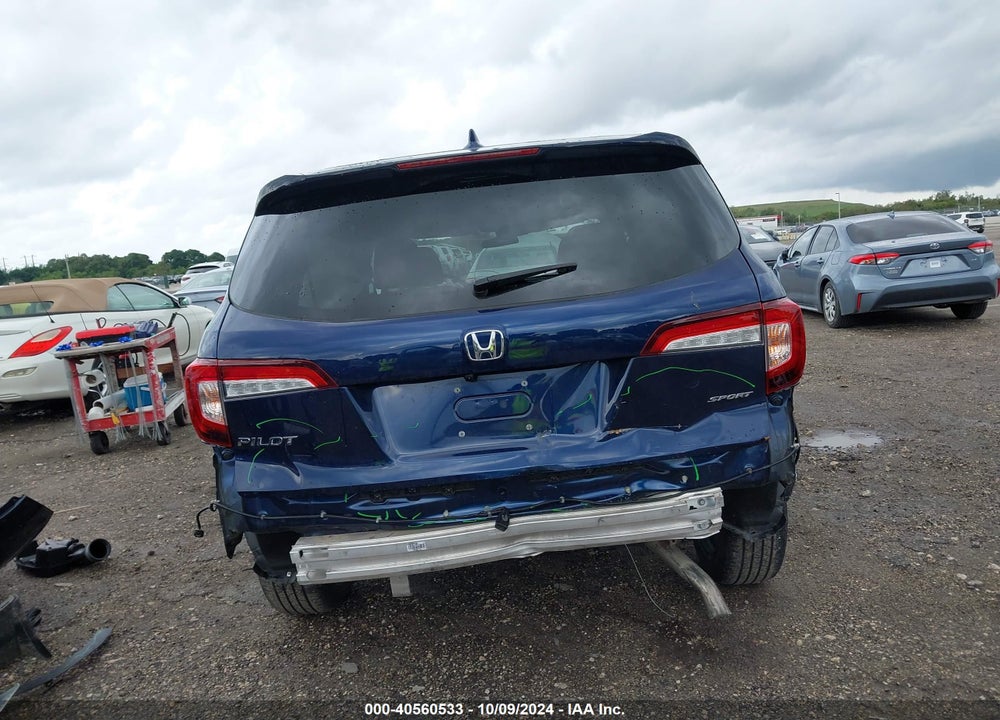 2022 HONDA PILOT VIN: 5FNYF5H38NB029025
