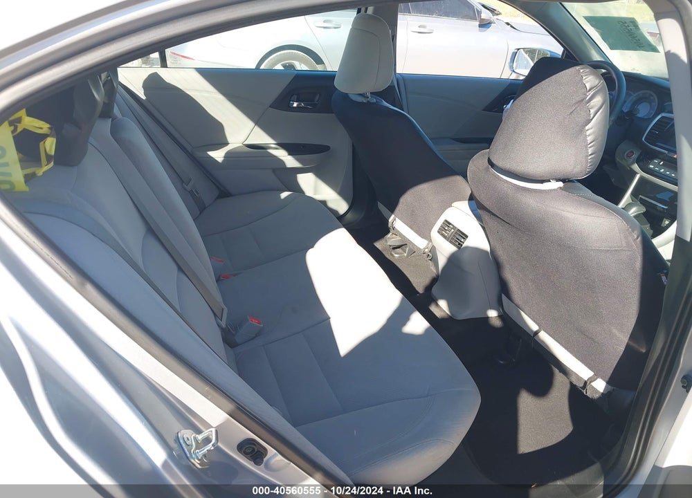 2016 HONDA ACCORD VIN: 1HGCR2F71GA010514