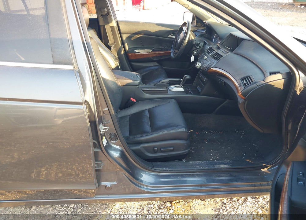 2011 HONDA ACCORD SDN EX-L VIN: 1HGCP2F8XBA146597