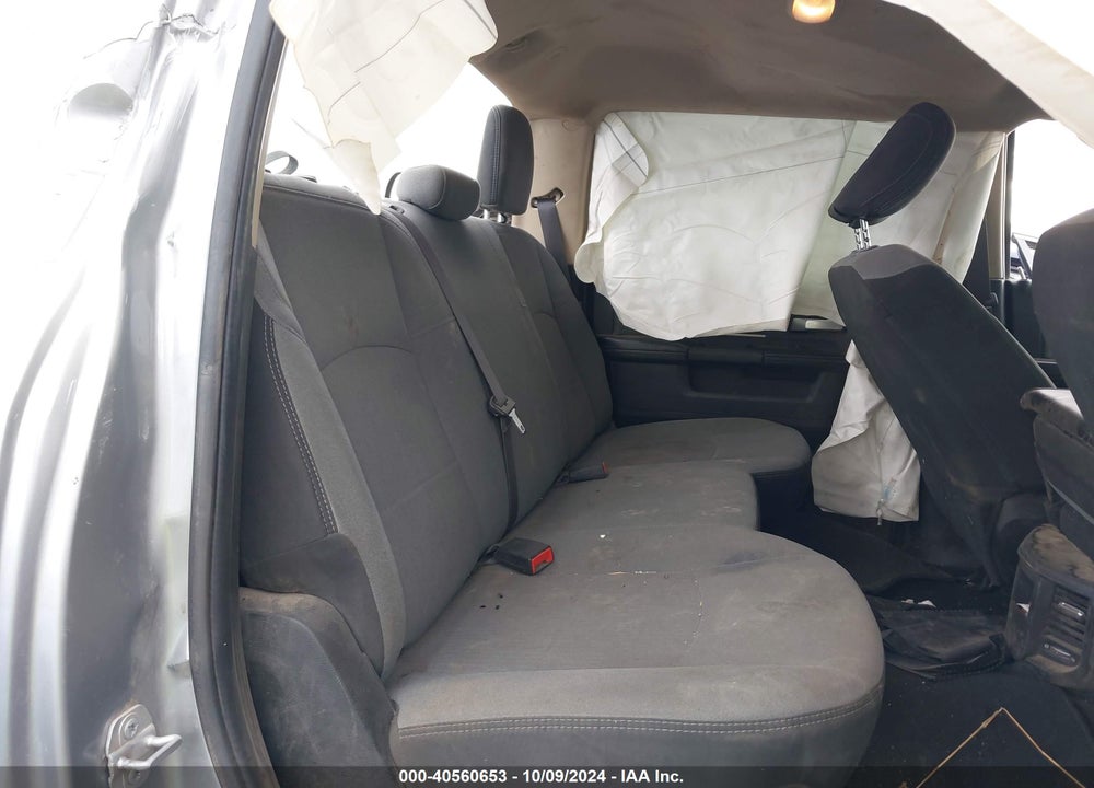 2019 RAM 2500 BIG HORN 4X4 6'4 BOX VIN: 3C6UR5DLXKG637508