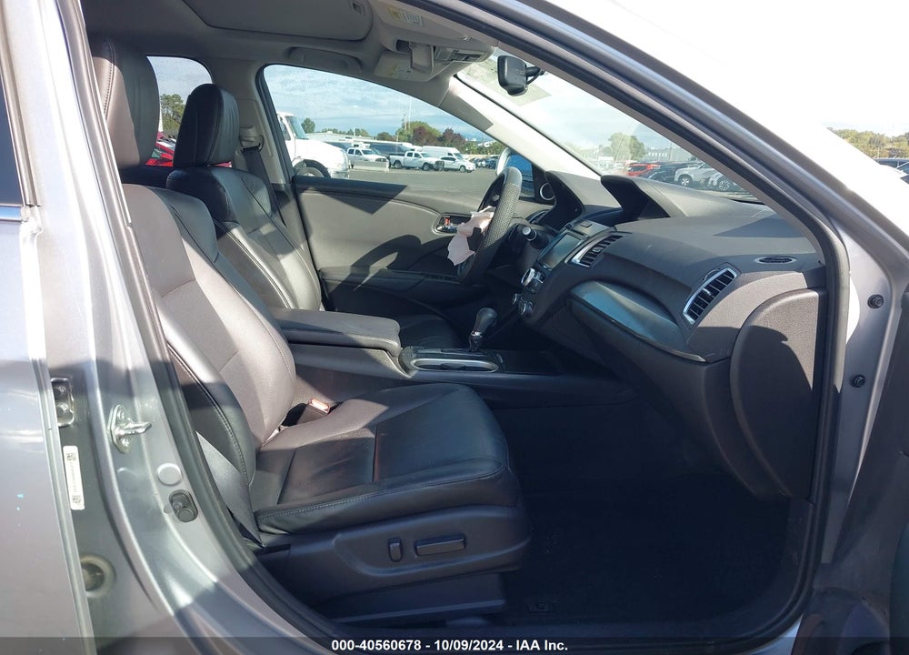 2017 ACURA RDX TECHNOLOGY   WATCH PLUS PACKAGES/W/TECHNOLOGY PACKAGE VIN: 5J8TB4H50HL015740