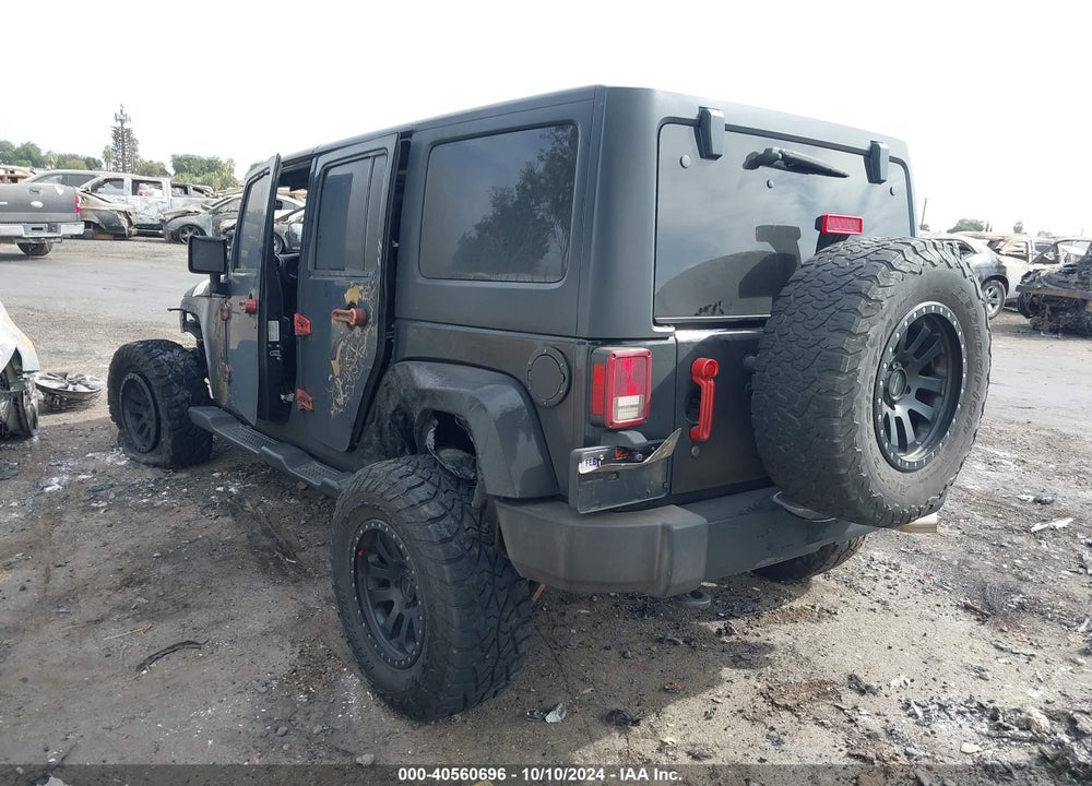 2016 JEEP WRANGLER UNLIMITED SAHARA VIN: 1C4HJWEG5GL246978