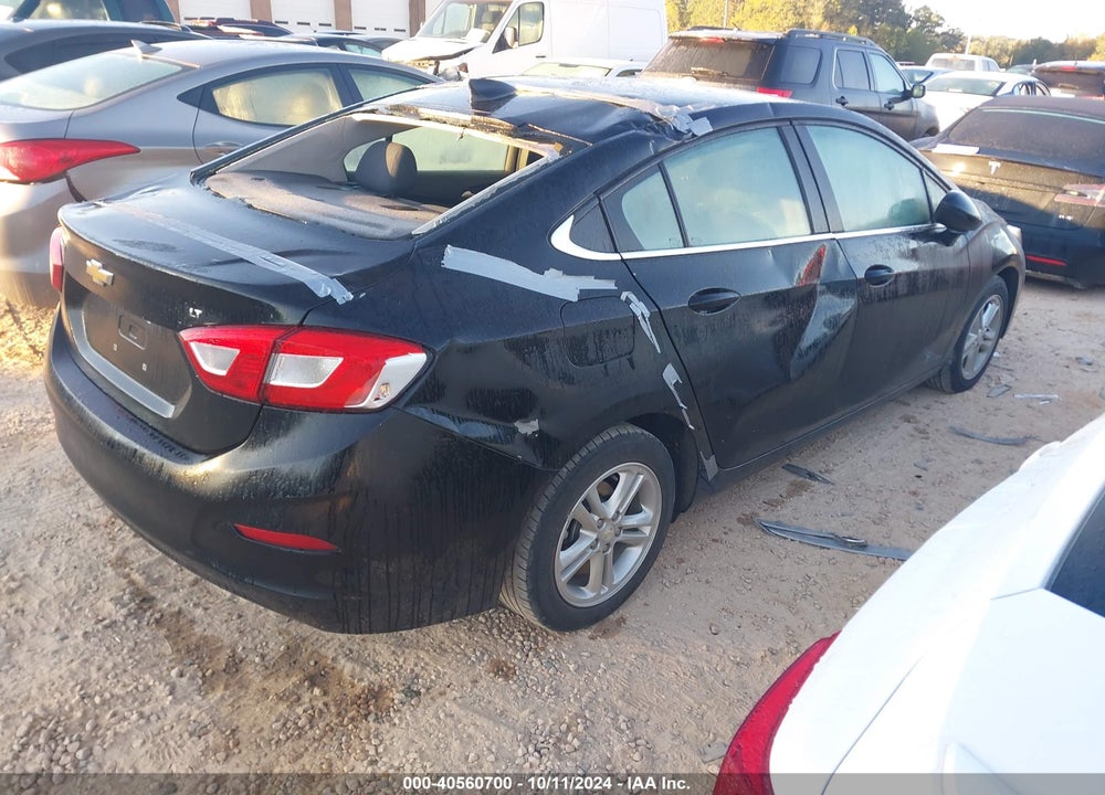 2018 CHEVROLET CRUZE LT AUTO VIN: 1G1BE5SM3J7120626